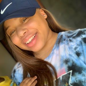 Meet your Posher, Destiny